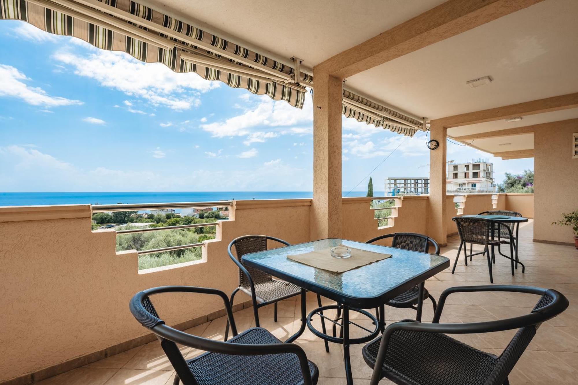 Olive Garden Apartment Bar Exterior foto